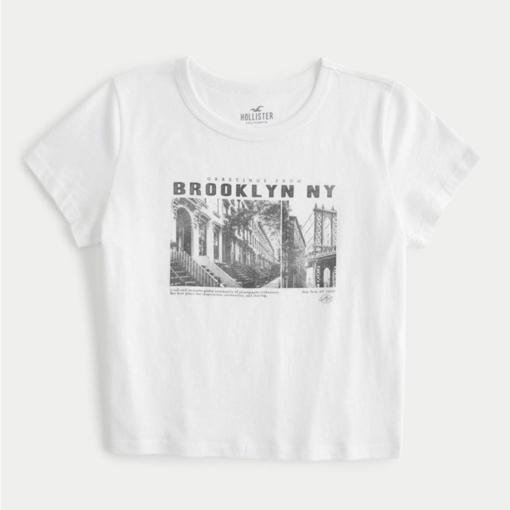 white hollister t shirt